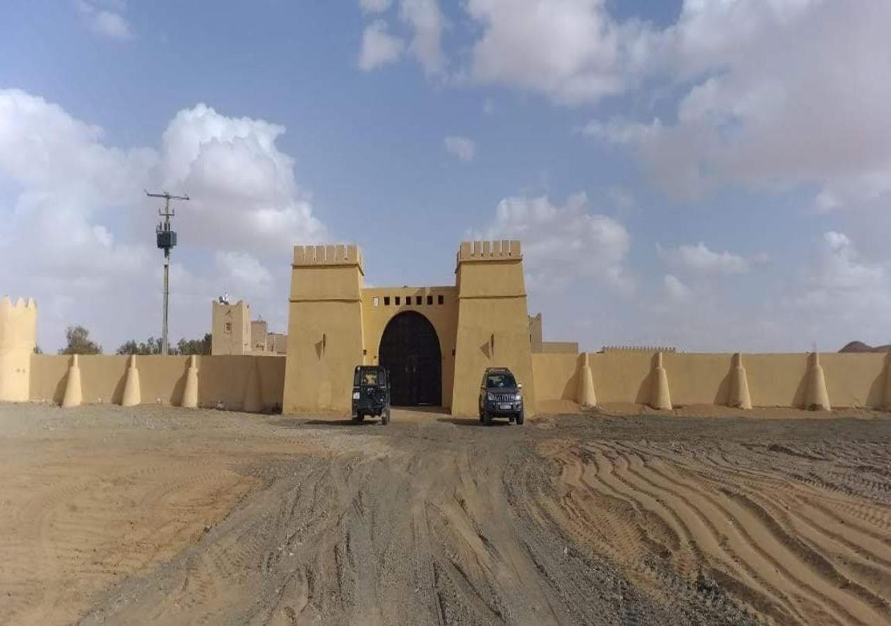 Hotel Kasr Tin Hinane Merzouga Esterno foto